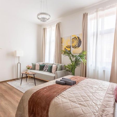 Explore Budapest From A Luxurious Cozy Apartment Kültér fotó