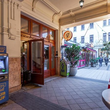 Explore Budapest From A Luxurious Cozy Apartment Kültér fotó