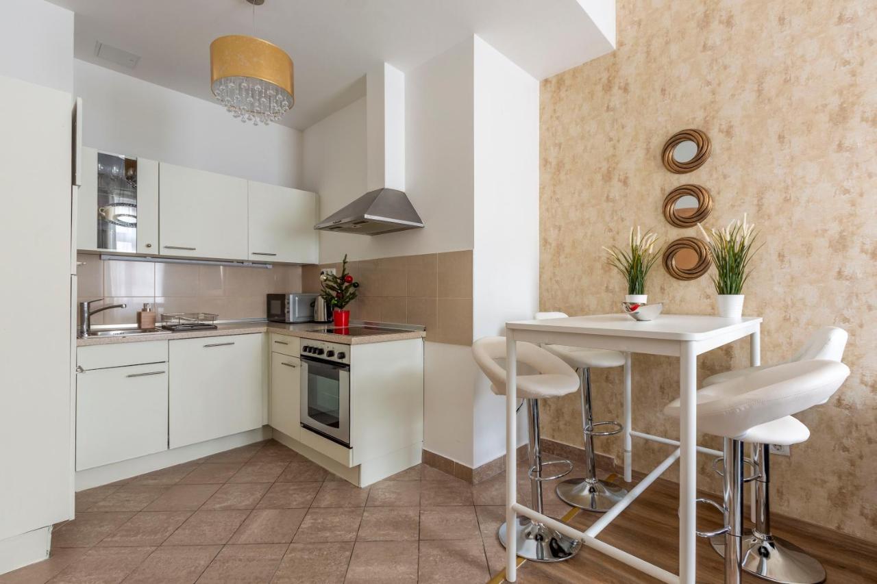 Explore Budapest From A Luxurious Cozy Apartment Kültér fotó